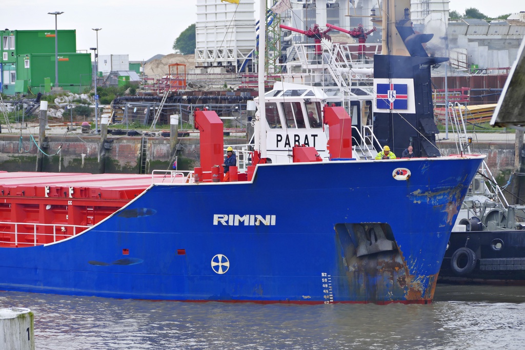 Cargo ship RIMINI collided lock Kiel Canal gate, with